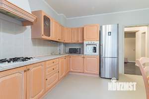 4-к квартира, посуточно, 131м2, 2/7 этаж
