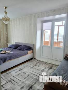 1-к квартира, посуточно, 43м2, 7/9 этаж