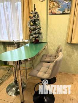 1-к квартира, посуточно, 37м2, 1/1 этаж