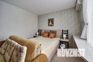 1-к квартира, посуточно, 40м2, 9/9 этаж