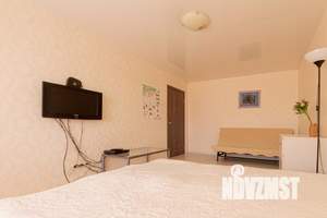 1-к квартира, посуточно, 39м2, 1/1 этаж