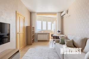 1-к квартира, посуточно, 45м2, 12/18 этаж