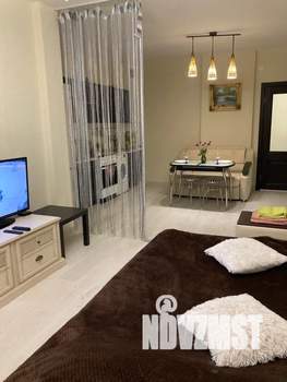 Студия квартира, посуточно, 37м2, 2/25 этаж