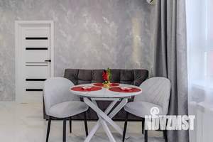 1-к квартира, посуточно, 42м2, 17/27 этаж