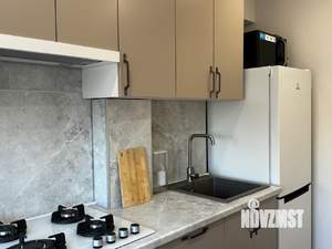 1-к квартира, посуточно, 37м2, 4/9 этаж