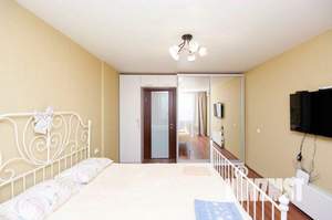 1-к квартира, посуточно, 46м2, 1/1 этаж