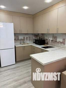 Студия квартира, посуточно, 38м2, 1/17 этаж