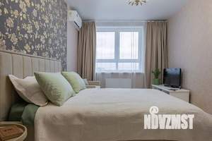 1-к квартира, посуточно, 37м2, 10/25 этаж