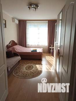 1-к квартира, посуточно, 42м2, 12/17 этаж