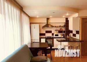 2-к квартира, посуточно, 52м2, 1/1 этаж