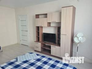 1-к квартира, посуточно, 37м2, 2/10 этаж