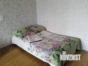 1-к квартира, посуточно, 49м2, 2/10 этаж