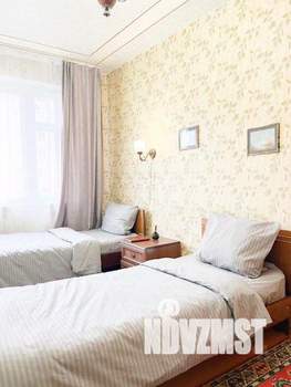 1-к квартира, посуточно, 48м2, 1/1 этаж