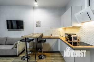 1-к квартира, посуточно, 38м2, 3/12 этаж