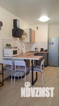 1-к квартира, посуточно, 34м2, 7/10 этаж