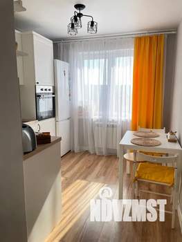 1-к квартира, посуточно, 36м2, 12/22 этаж