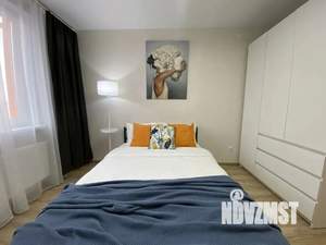 1-к квартира, посуточно, 35м2, 10/18 этаж