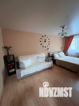 1-к квартира, посуточно, 38м2, 1/5 этаж