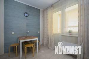 2-к квартира, посуточно, 65м2, 1/17 этаж