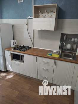 1-к квартира, посуточно, 33м2, 2/9 этаж