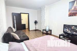 1-к квартира, посуточно, 42м2, 6/18 этаж