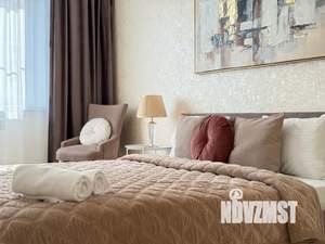 2-к квартира, посуточно, 64м2, 9/17 этаж