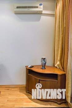 3-к квартира, посуточно, 115м2, 1/1 этаж