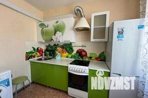 1-к квартира, посуточно, 38м2, 3/10 этаж