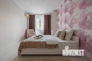 2-к квартира, посуточно, 65м2, 3/12 этаж