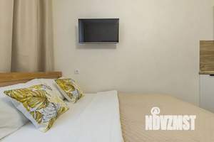 Студия квартира, посуточно, 20м2, 1/10 этаж