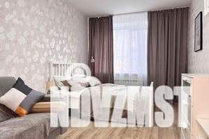 1-к квартира, посуточно, 42м2, 1/10 этаж