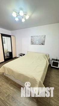 1-к квартира, посуточно, 43м2, 1/1 этаж