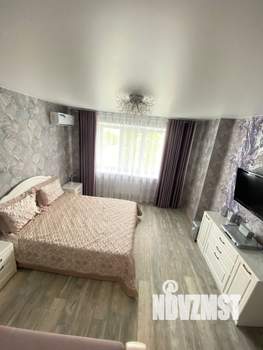 1-к квартира, посуточно, 35м2, 6/9 этаж