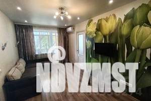 3-к квартира, посуточно, 48м2, 2/5 этаж