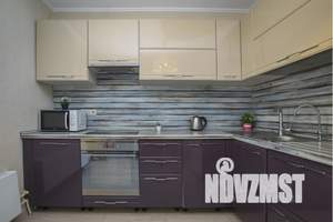 2-к квартира, посуточно, 65м2, 1/17 этаж