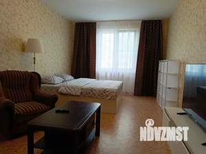 1-к квартира, посуточно, 42м2, 8/10 этаж