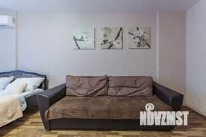 1-к квартира, посуточно, 42м2, 3/17 этаж