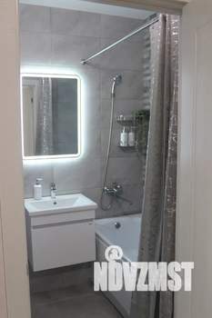 Студия квартира, посуточно, 33м2, 19/24 этаж