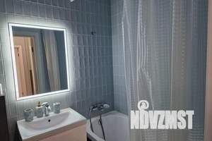 1-к квартира, посуточно, 42м2, 25/25 этаж