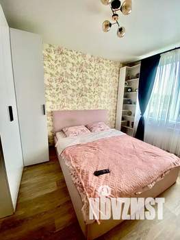 2-к квартира, посуточно, 40м2, 5/5 этаж