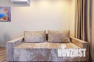 2-к квартира, посуточно, 42м2, 8/17 этаж