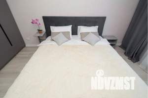 1-к квартира, посуточно, 40м2, 17/18 этаж