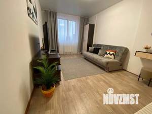 1-к квартира, посуточно, 35м2, 1/1 этаж