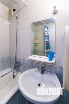 2-к квартира, посуточно, 50м2, 2/9 этаж