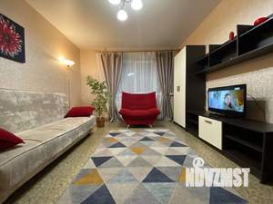 2-к квартира, посуточно, 50м2, 1/9 этаж