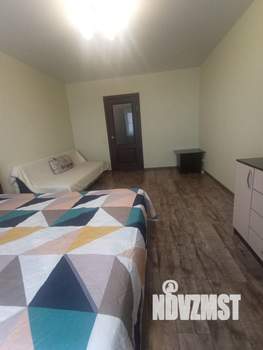 1-к квартира, посуточно, 40м2, 22/27 этаж