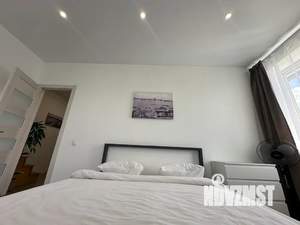 2-к квартира, посуточно, 70м2, 3/3 этаж