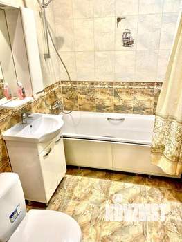 2-к квартира, посуточно, 49м2, 1/1 этаж