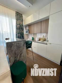 Студия квартира, посуточно, 37м2, 5/20 этаж