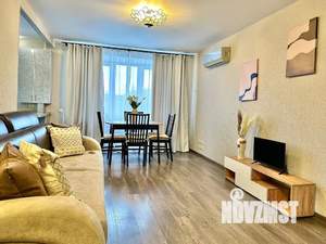 1-к квартира, посуточно, 50м2, 3/5 этаж